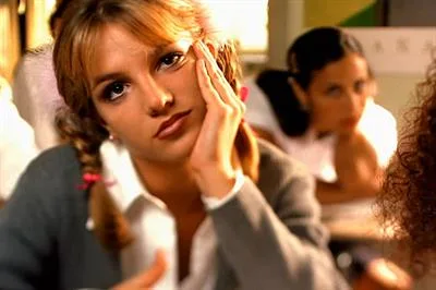 5bbe73b0e017c34965860344 britney